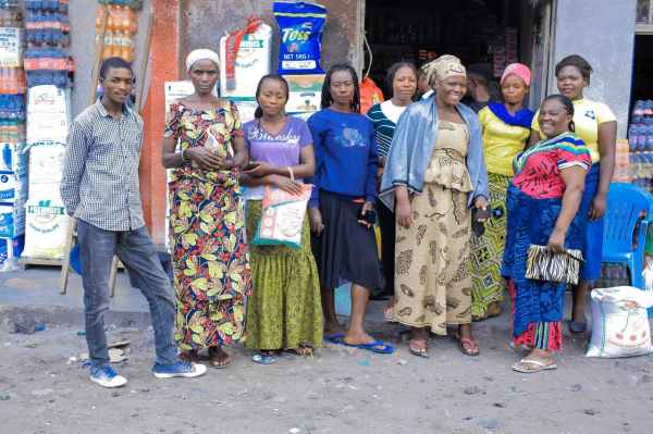 Cómo los refugiados africanos usaron bitcoin para construir su propia economía de base