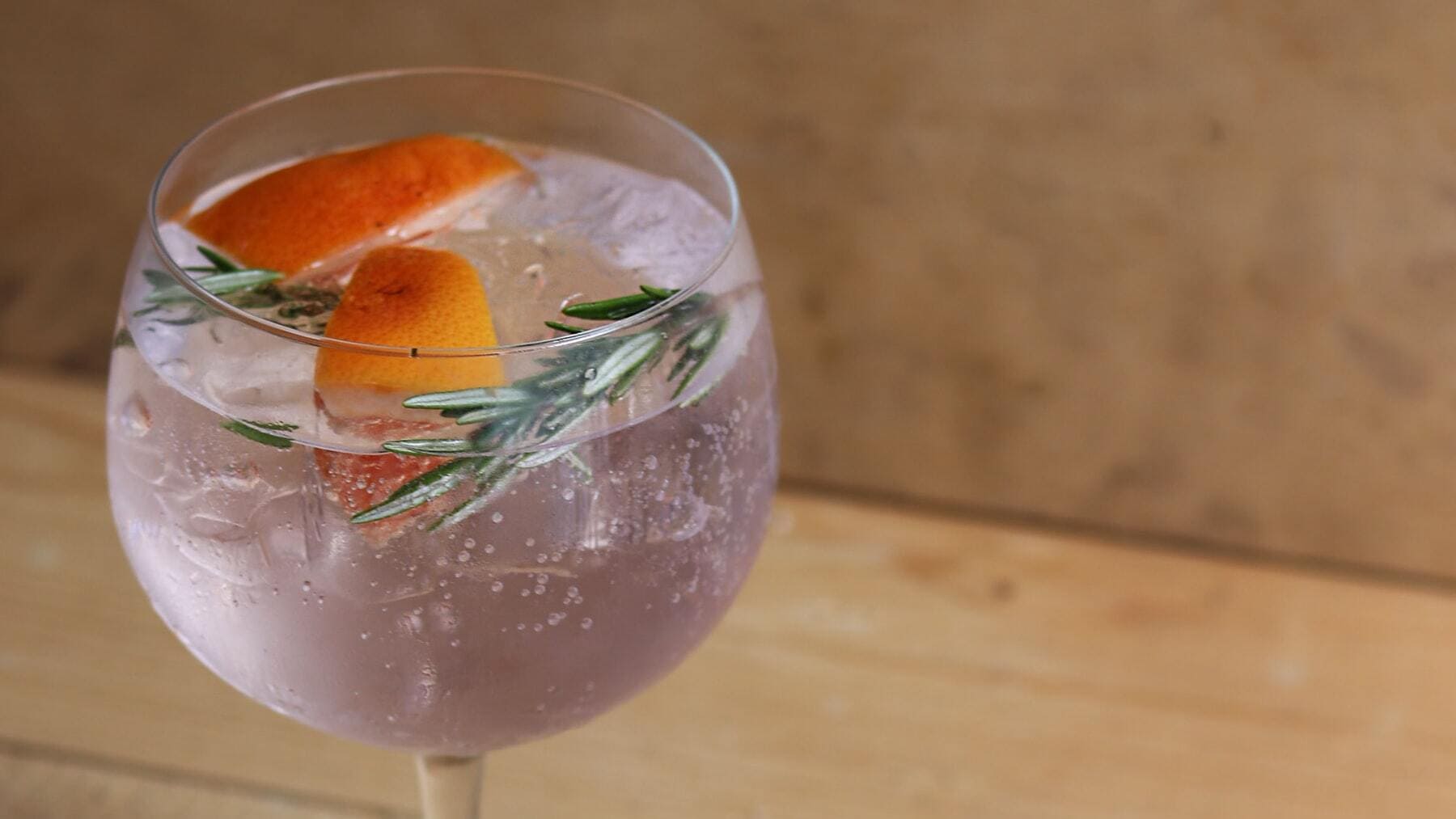 Cómo reducir a la mitad las calorías de tu Gin Tonic con un ingrediente secreto