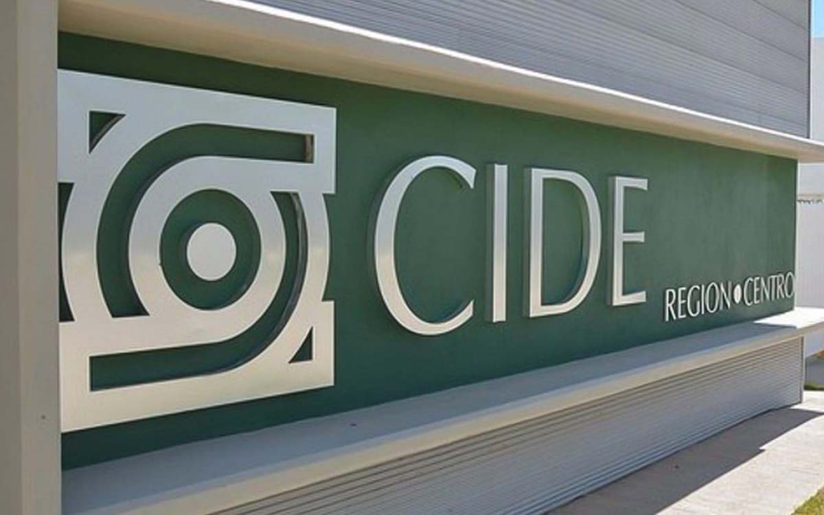 Conacyt advierte que 'grupos de interés se oponen al cambio' en el CIDE; estudiantes convocan paro indefinido