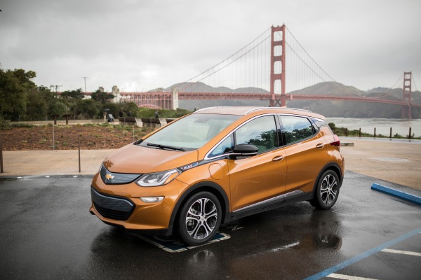 Conduciendo el Chevrolet Bolt EV 2017