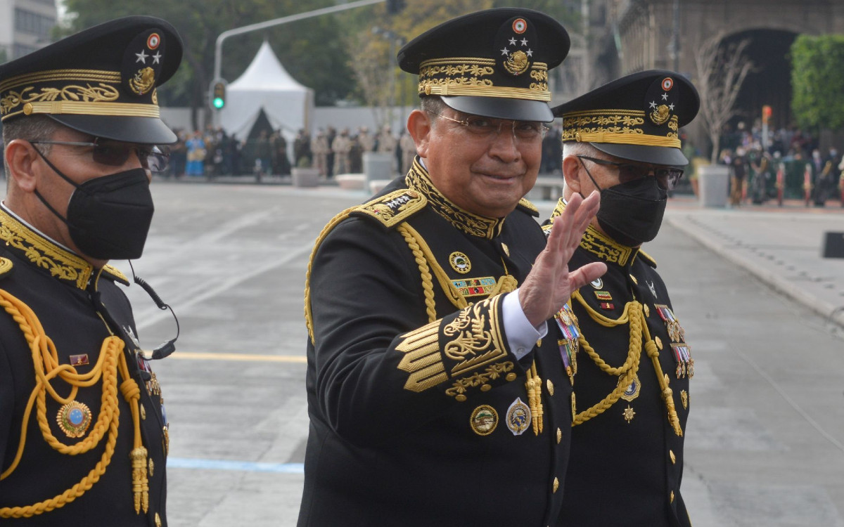 “Cuando los militares se meten en política partidista la democracia peligra”: Vivanco