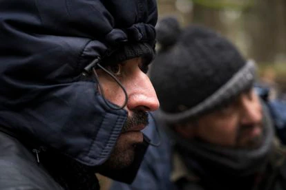 Cuatro sirios escondidos en el hoyo de un bosque polaco: “Todo lo que quiero es llegar a Alemania”