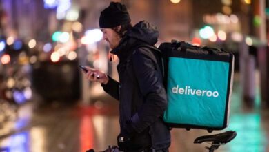 Deliveroo arrastra el LSE a £ 3.31, un 15% menos que su precio de £ 3.90; cierra un 44% en el debut a £ 2.87