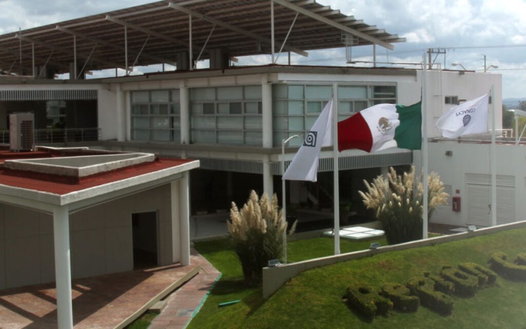 Director interino del CIDE acusa "campaña de desprestigio" por parte de medios