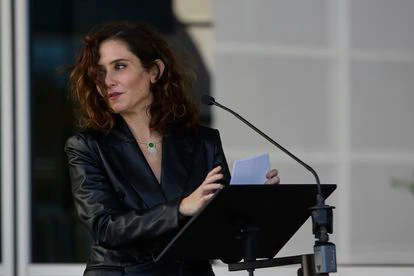 La presidenta de la Comunidad de Madrid, Isabel Díaz Ayuso, este viernes en Móstoles.
