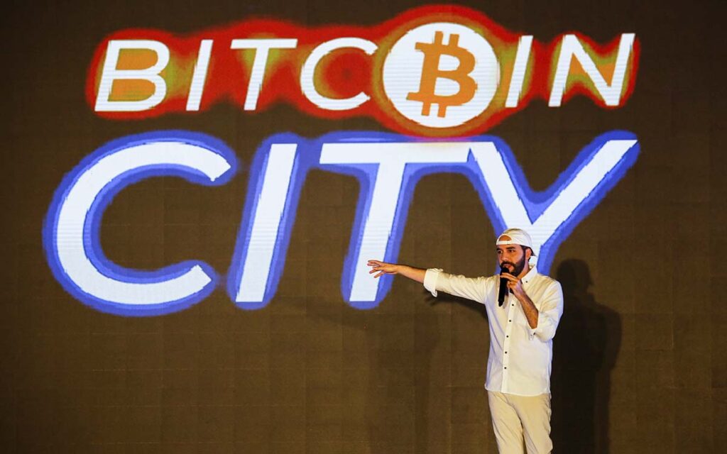 El Salvador: Bukele anuncia la creación de la 'ciudad del bitcoin', cuyo único impuesto será el IVA | Video