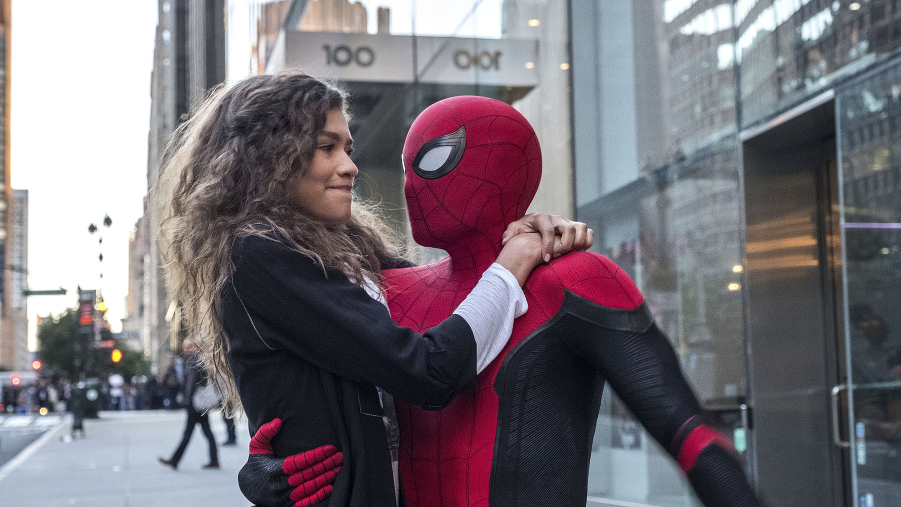 El amor traspasa la pantalla: Las fotos de Tom Holland y Zendaya pillados juntos