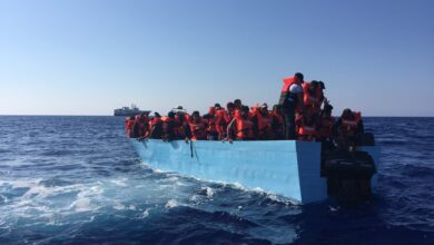 El barco de MSF llega a Sicilia con 10 cadáveres
