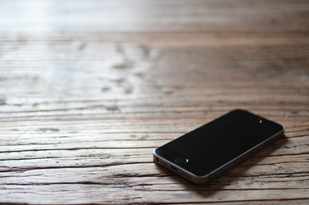 El iPhone SE fue el mejor teléfono que Apple haya fabricado, y ahora está muerto