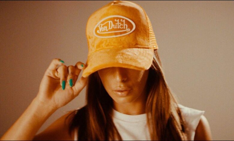 El tráiler del documental de Von Dutch se burla de los lazos de asesinato y cartel con la marca de los 90