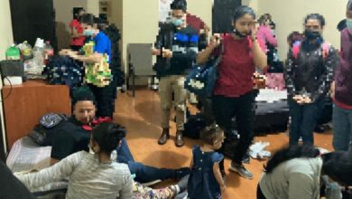 Encuentran a 190 migrantes hacinados en hotel de Apodaca, Nuevo León