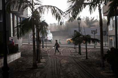 Una calle de Los Llanos de Aridane, este lunes por la mañana.