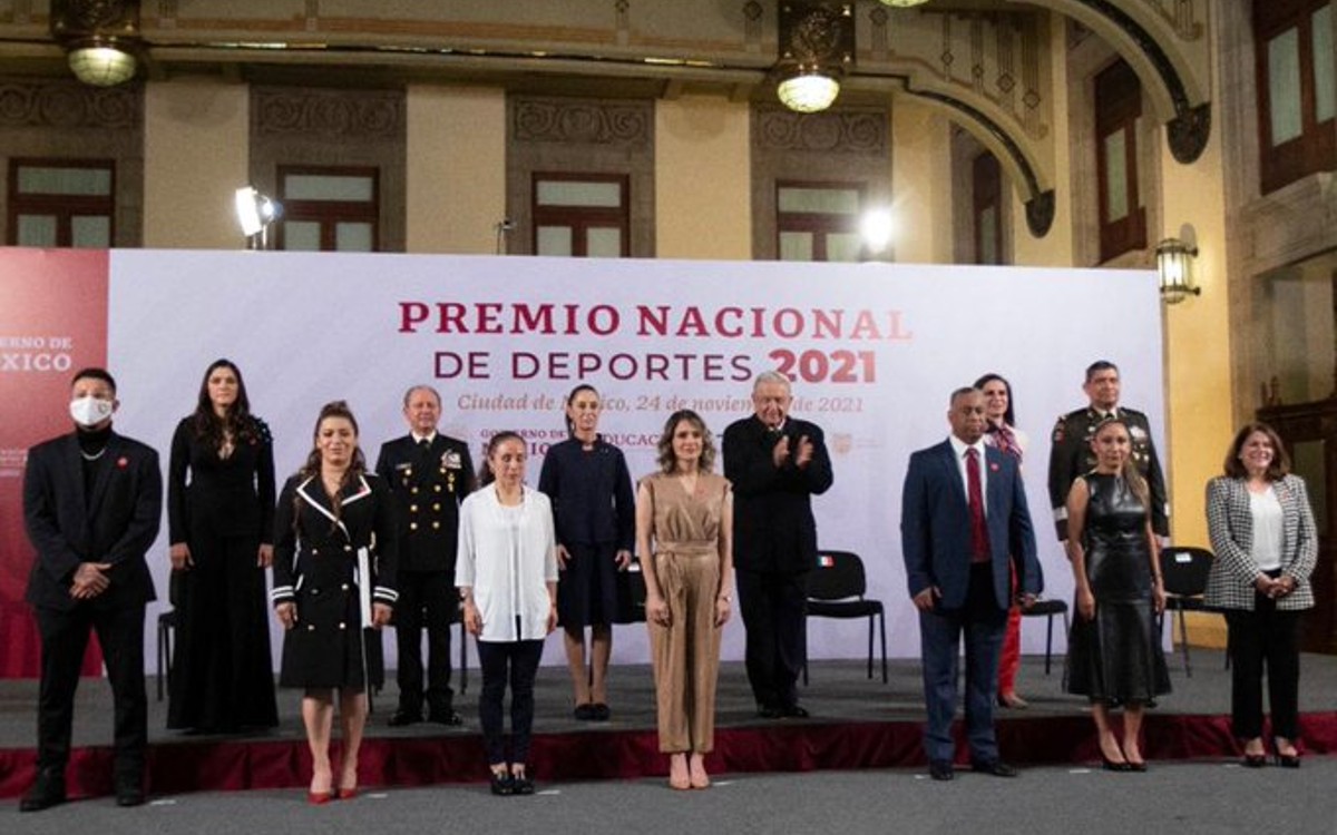 Entrega AMLO el Premio Nacional del Deporte 2021 | Videos