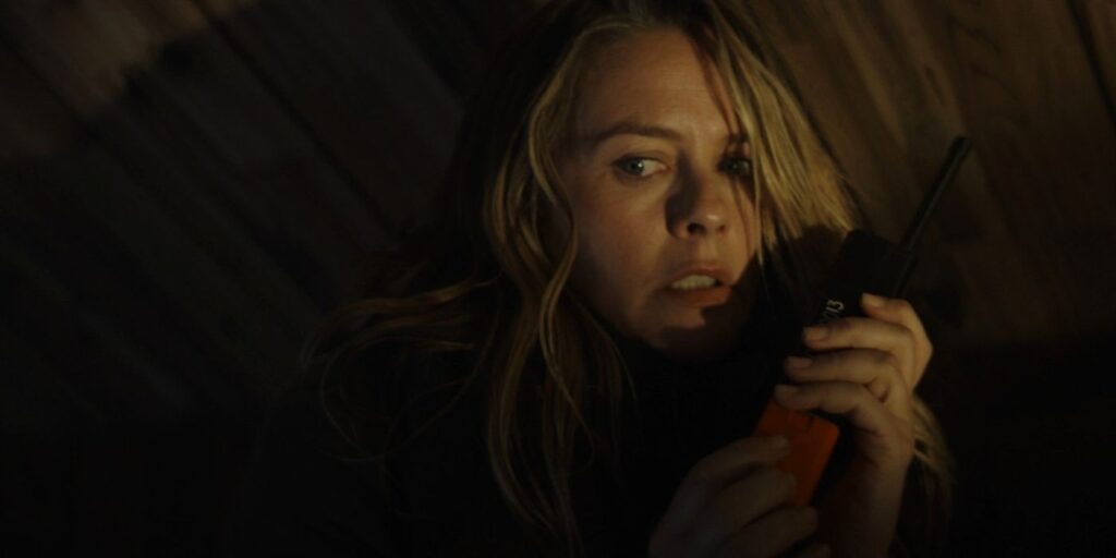 Entrevista a Alicia Silverstone y Drew Van Acker: Últimos supervivientes