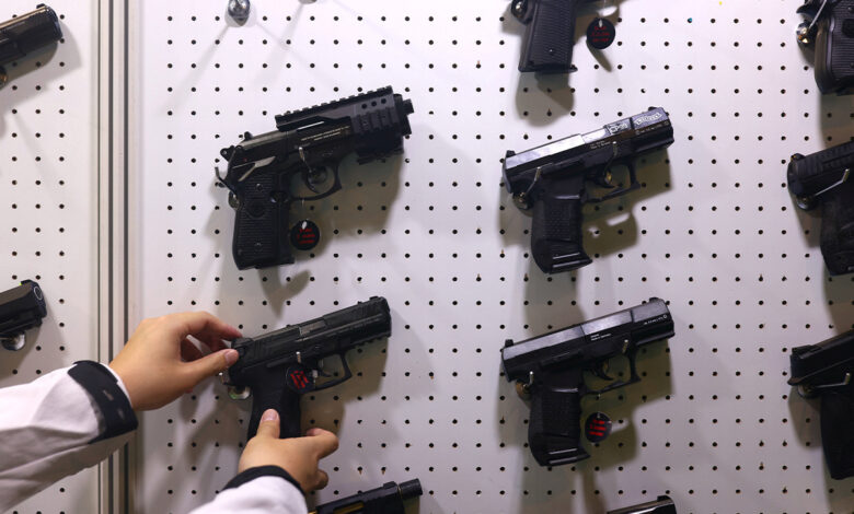 Fabricantes de armas de EU piden que se deseche la demanda de México