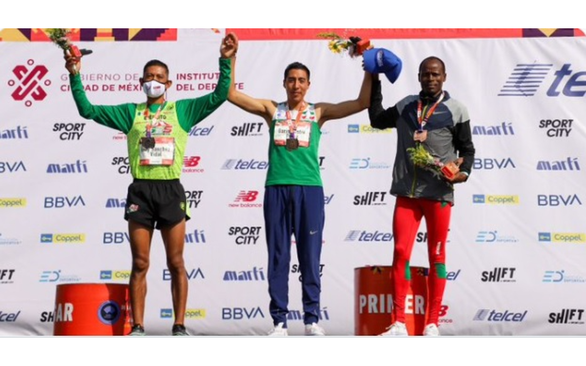 Hacen mexicanos el 1-2 en el XXXVIII Maratón de la CDMX | Video