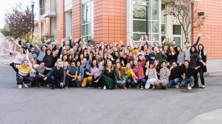 HoneyBook duplica la valoración con una nueva ronda, ya que ayuda a los trabajadores independientes a cobrar