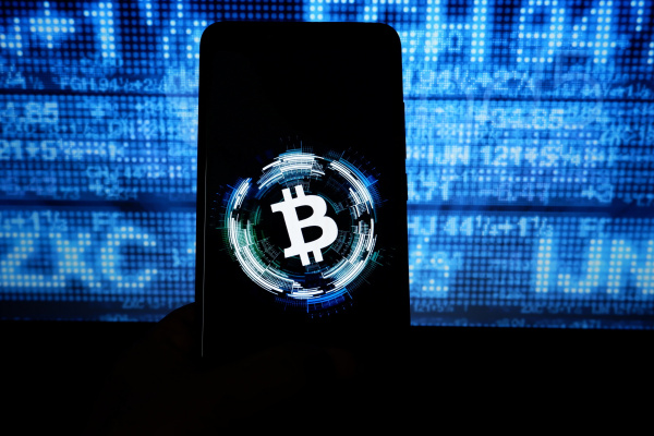 India levanta la prohibición del comercio de criptomonedas