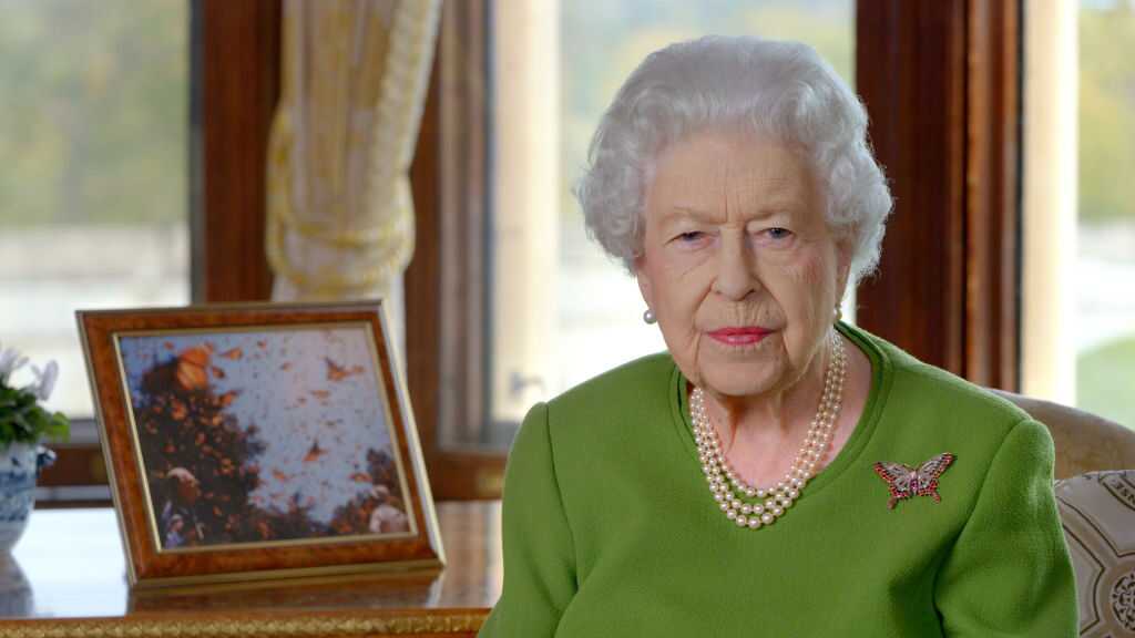 Inquieta su ausencia: la Reina Isabel II no acude a acto oficial por una lesión de espalda