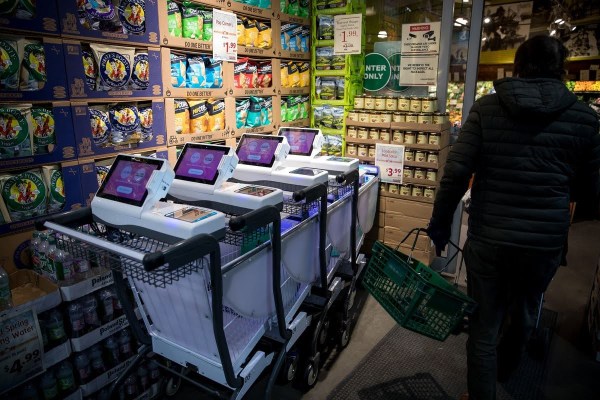 Instacart adquiere Caper AI, un carrito inteligente y un inicio de pago instantáneo, por $ 350 millones, a medida que avanza en la tecnología de venta minorista física