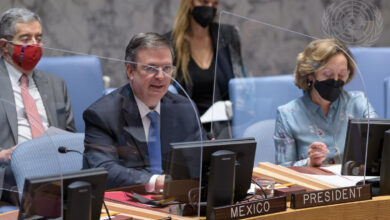 Insuficientes, los esfuerzos de la ONU para combatir mercado negro de las armas: Ebrard