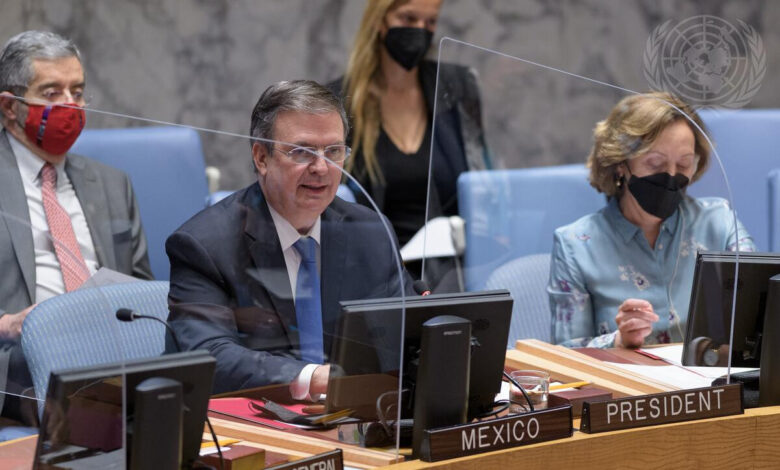 Insuficientes, los esfuerzos de la ONU para combatir mercado negro de las armas: Ebrard