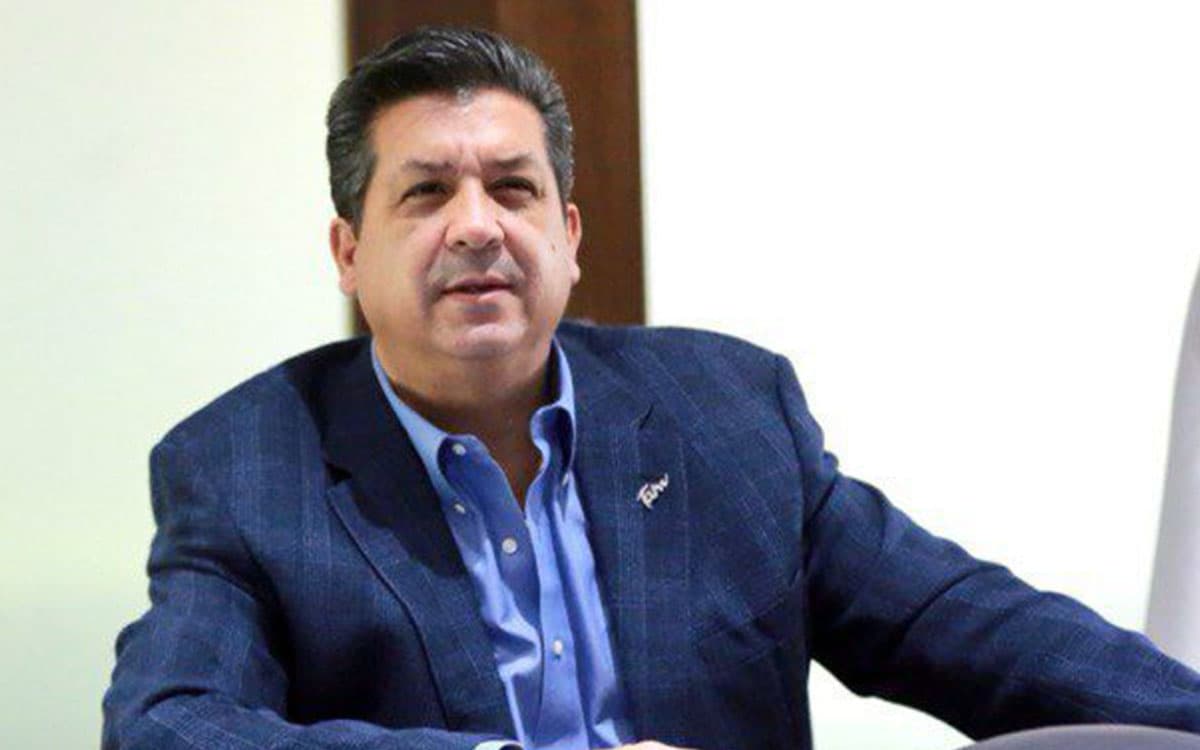 Juez ampara a García Cabeza de Vaca contra orden de aprehensión