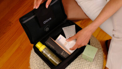 La startup de comercio electrónico sostenible, Olive, ahora envía productos de belleza, además de ropa