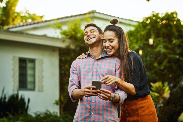 Las marcas que se construyen para la escala deben mirar a los consumidores latinos hiperculturales