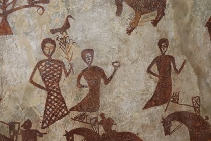 Pinturas de mujeres en la iglesia de la Asunción de Alaiza (Álava).