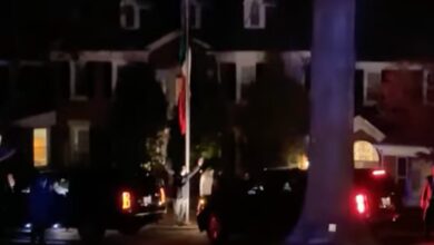 Llega AMLO a EU para Cumbre Trilateral; simpatizantes le dan la bienvenida | Video