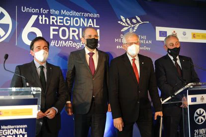 Los países del Magreb plantan a la UE para acudir a una cita con China