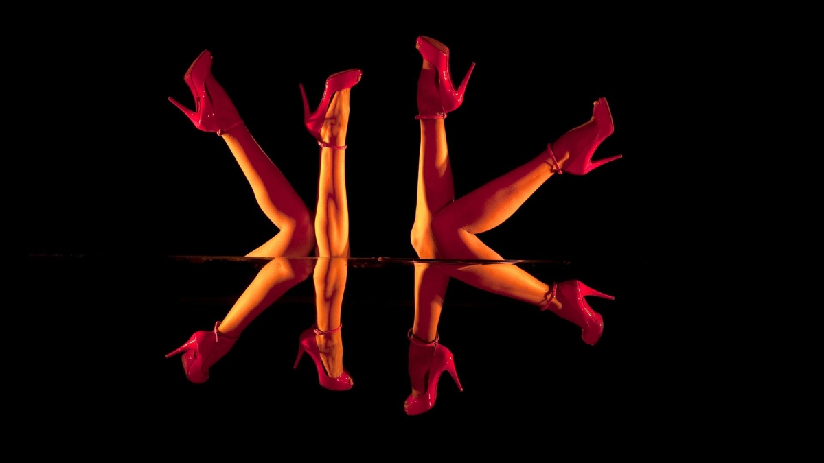 “Más femenino, divertido y sensual”: el icónico Crazy Horse cambia de rostro