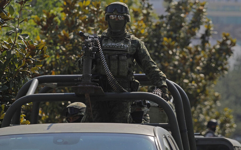 Mesa | Acuerdo dota a las Fuerzas Armadas de protección al escrutinio: Dresser; choca con ley de Seguridad Nacional: Raphael | Video