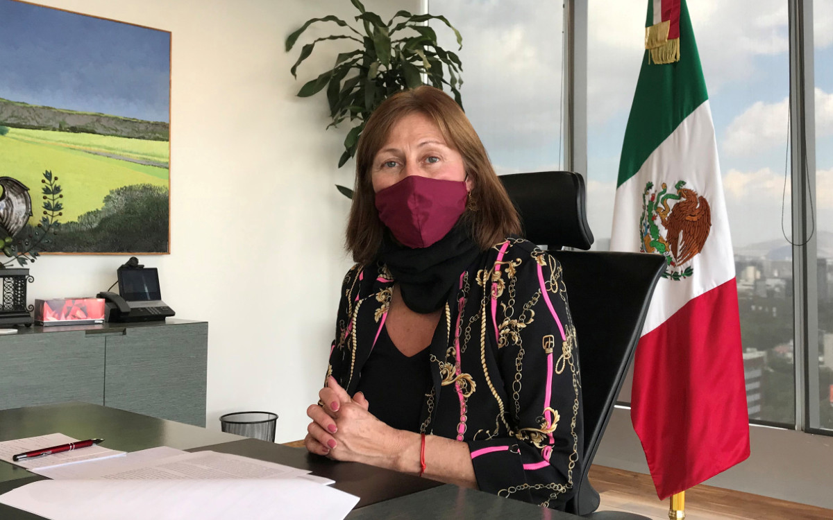 Clouthier estima crecimiento de 2.6% en 2022… AMLO dijo 5% hace una semana