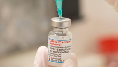 Moderna desarrollará refuerzo de vacuna contra variante Omicron