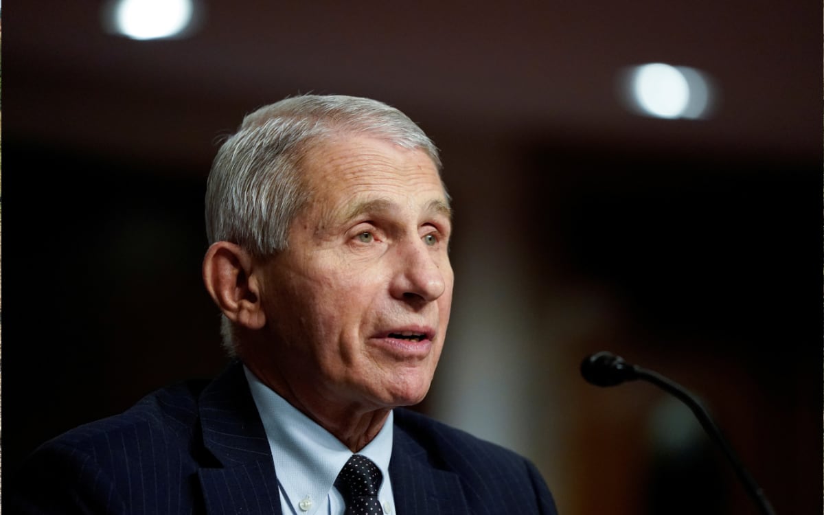 No 'sorprendería' que variante Omicron estuviera ya en EU: Fauci