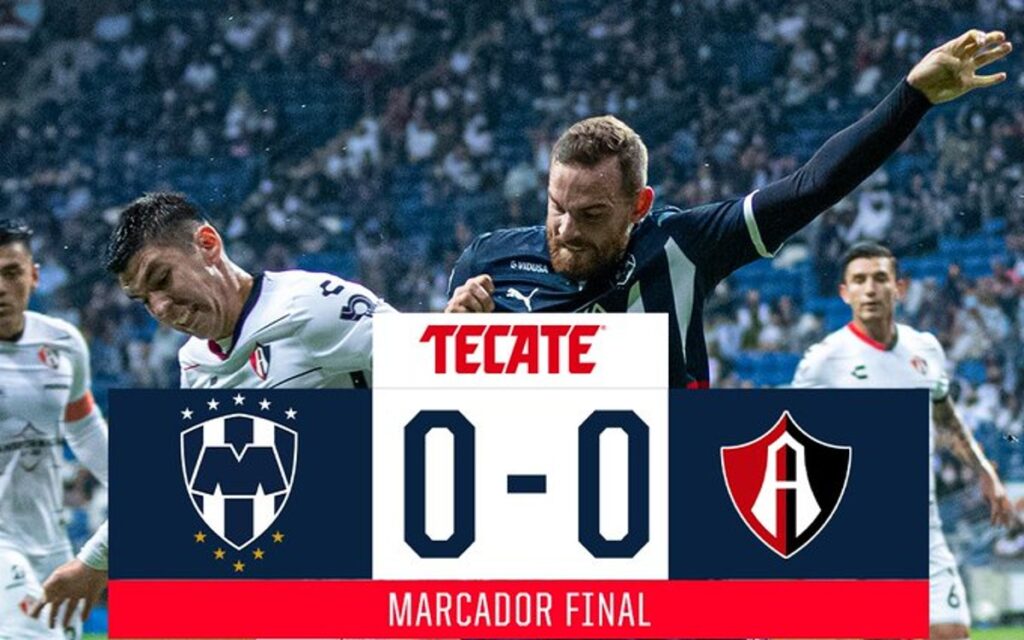 Rayados y Rojinegros también se hacen roscas en el Estadio BBVA | Tuit