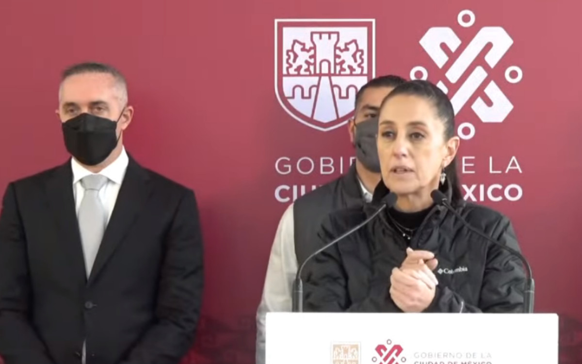 Se refuerza vigilancia en el AICM, pero no hay alerta por Ómicron: Sheinbaum
