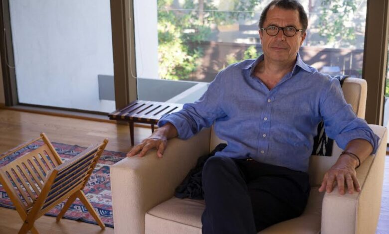 Sebastián Edwards: “En Chile tenemos un cóctel bastante explosivo”
