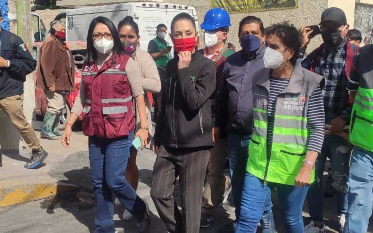 Sheinbaum anuncia reconstrucción de casas tras explosión en Miguel Hidalgo