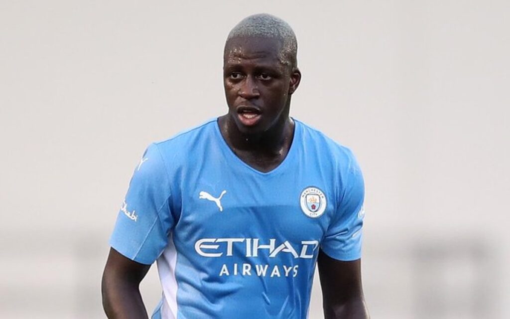 Suma Benjamin Mendy dos cargos de violación más; acumula seis | Tuit