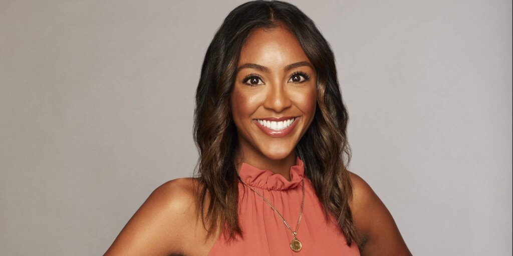 The Bachelorette: Tayshia Adams explica la emergencia después del maratón de Nueva York