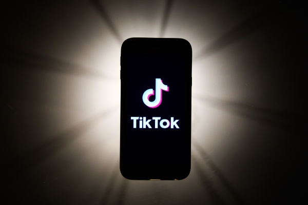 TikTok golpea con quejas de consumidores, seguridad infantil y privacidad en Europa