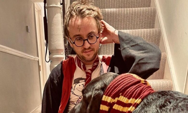 Tom Felton se viste de Harry Potter con nueva imagen |