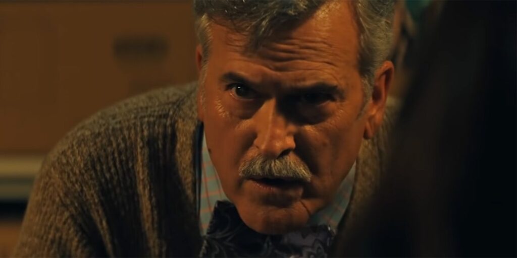 Tráiler del Black Friday: Bruce Campbell ofertas con compradores navideños mortales