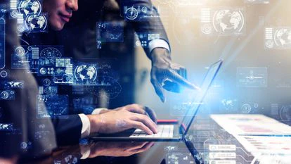 La herramienta Education Cloud ayuda a las organizaciones educativas a operar con eficacia, captar nuevos estudiantes, recaudar fondos, conectarse y mejorar la interacción con sus audiencias.