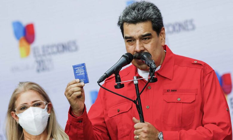Venezuela: El oficialismo domina las elecciones y se hace con 20 de las 23 gobernaciones con 42% de participación