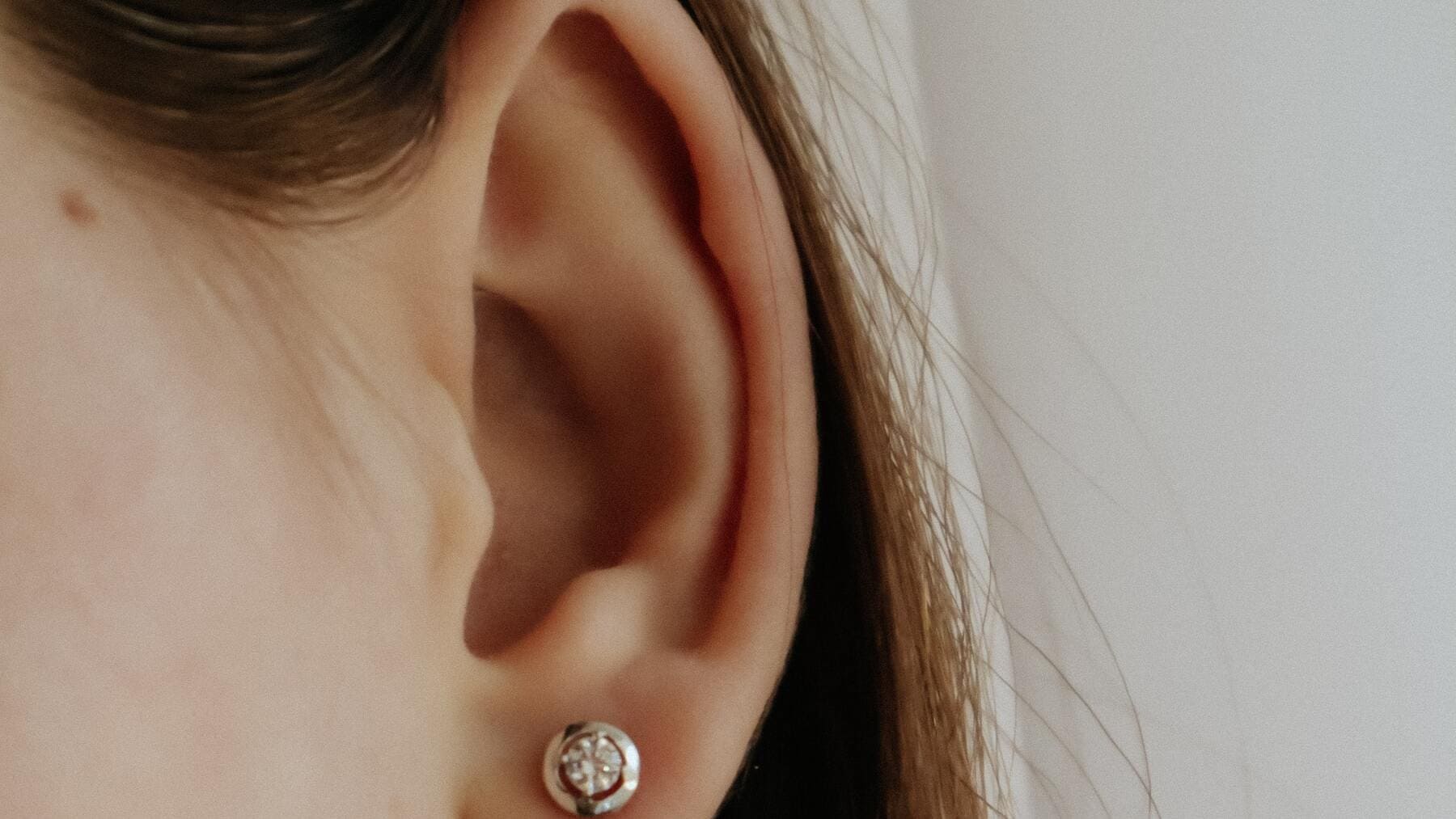 ¿Por qué nos crecen las orejas a medida que nos hacemos mayores?