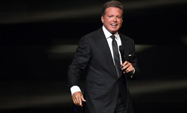 Autora afirma que Luis Miguel “sabe” que su padre mató a su madre